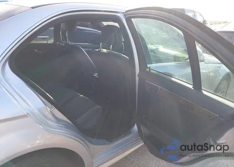 2009 Mercedes-Benz C 350 Sport from USA, damaged, VIN WDDGF56X99R071162